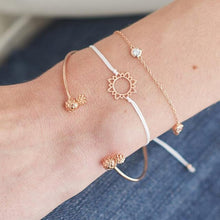 Load image into Gallery viewer, Love Arrow Knot Cactus  Bangle Set