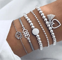 Load image into Gallery viewer, Shell Love Leaf Tassel Bracelet Set