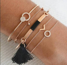 Load image into Gallery viewer, Shell Love Leaf Tassel Bracelet Set
