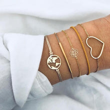 Load image into Gallery viewer, Shell Love Leaf Tassel Bracelet Set